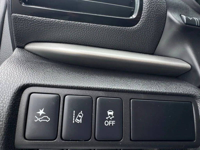 2024 Mitsubishi Eclipse Cross LE