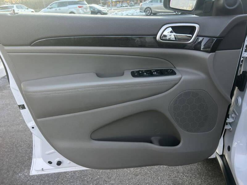 2013 Jeep Grand Cherokee Laredo