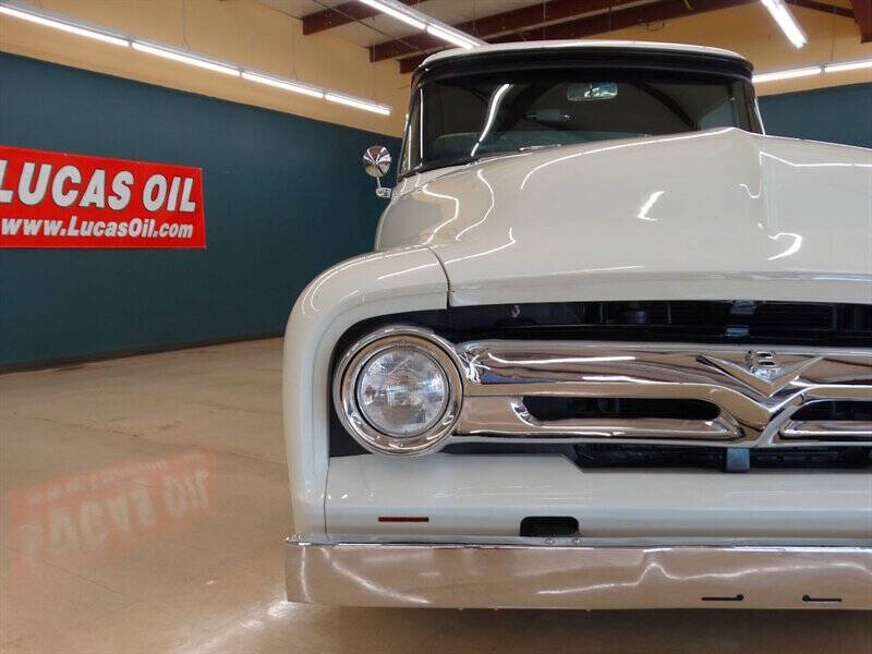 1956 Ford F-100