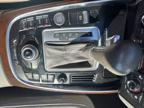 2012 Audi Q5 2.0T quattro Premium Plus