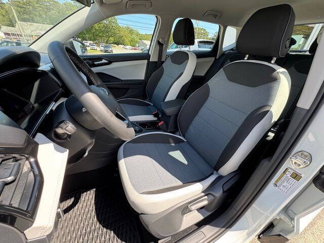 2025 Volkswagen Taos S 4Motion