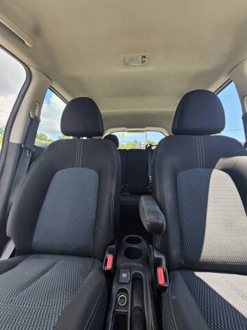 2015 Nissan Versa Note SV