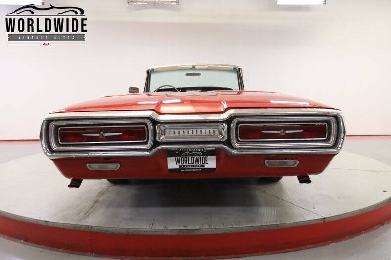 1964 Ford Thunderbird