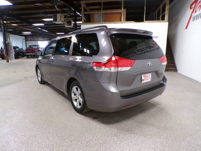 2012 Toyota Sienna