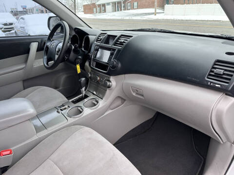 2013 Toyota Highlander Plus