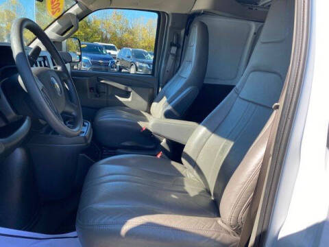 2024 Chevrolet Express 2500