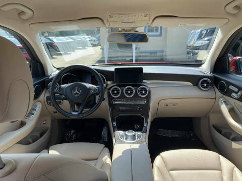 2019 Mercedes-Benz GLC GLC 300