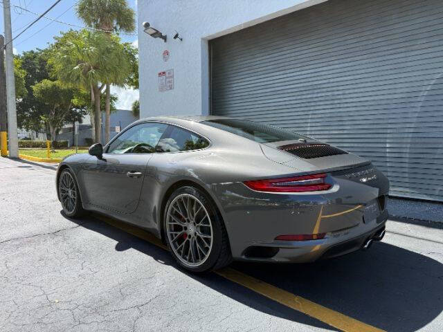 2017 Porsche 911 Carrera S