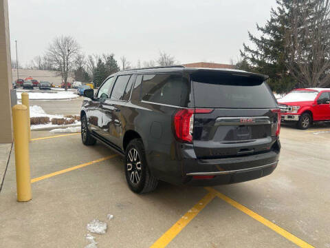 2023 GMC Yukon XL AT4