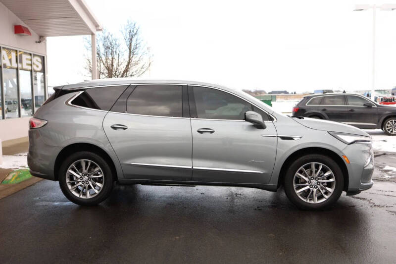 2023 Buick Enclave Avenir