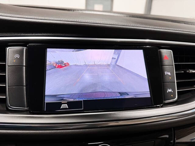 2022 Buick Enclave Essence