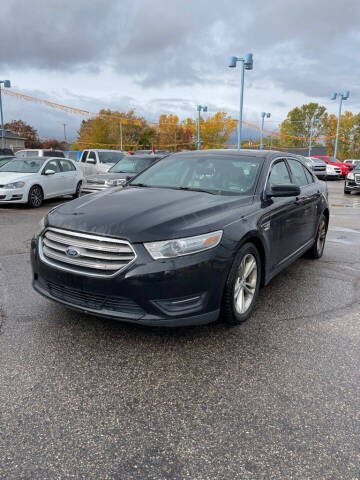 2013 Ford Taurus for sale at R&R Car Company in Mount Clemens MI