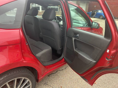 2011 Ford Focus Sport SES