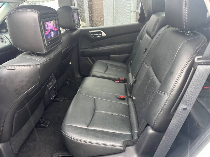 2014 Nissan Pathfinder Platinum