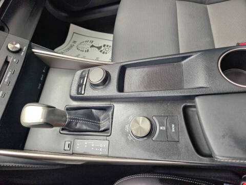 2016 Lexus IS 200t