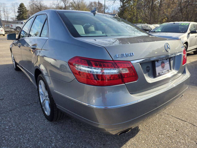 2011 Mercedes-Benz E-Class