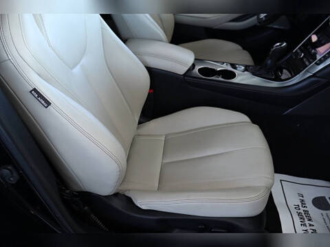 2017 Infiniti Q60 3.0T Sport