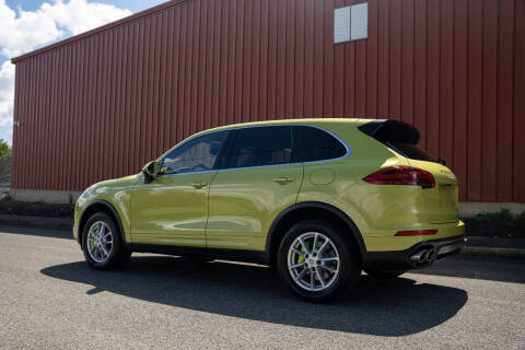 2015 Porsche Cayenne S E-Hybrid