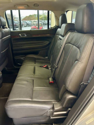 2018 Lincoln MKT Reserve