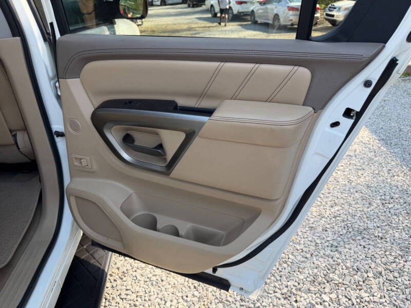 2015 Nissan Armada Platinum
