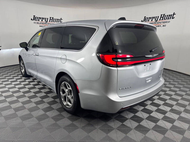 2024 Chrysler Pacifica Limited