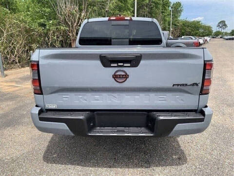 2024 Nissan Frontier PRO-4X