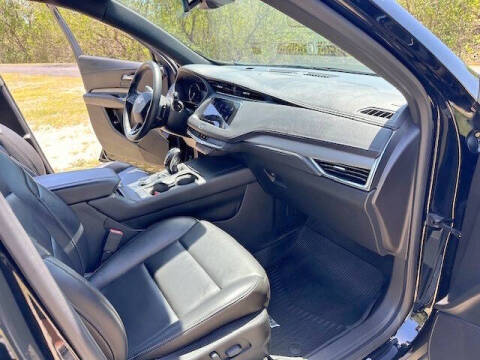 2019 Cadillac XT4 Premium Luxury