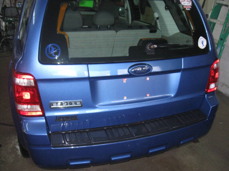 2009 Ford Escape XLS