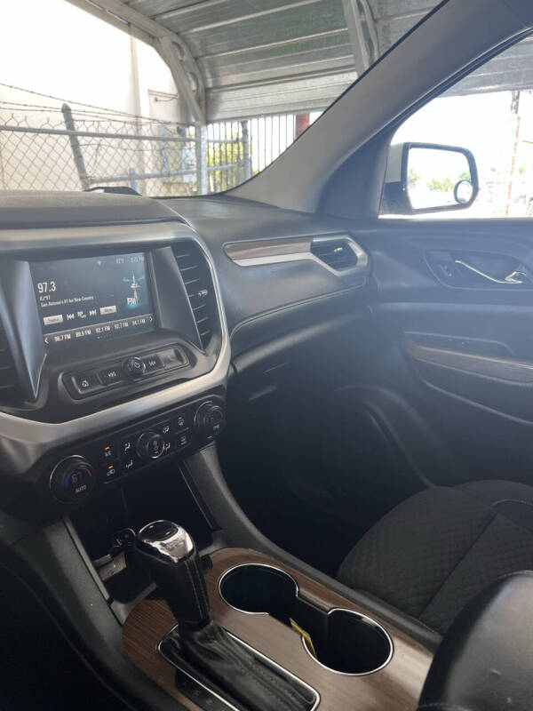 2018 GMC Acadia SLE-1
