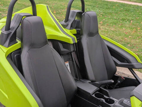 2023 Polaris Slingshot