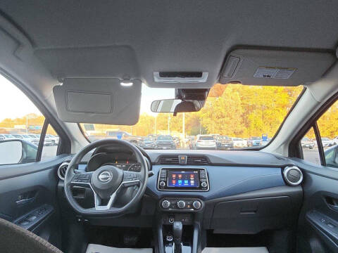 2025 Nissan Versa SV