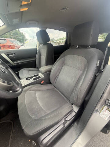 2012 Nissan Rogue S