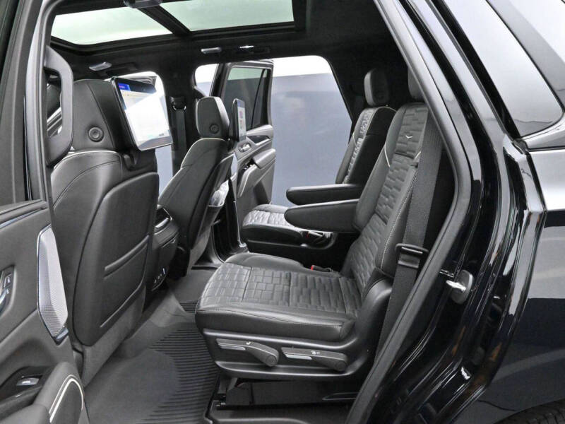 2024 Cadillac Escalade-V