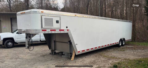 2002 Featherlite Trailer 3182