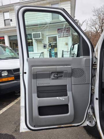 2012 Ford E-Series E-350 SD