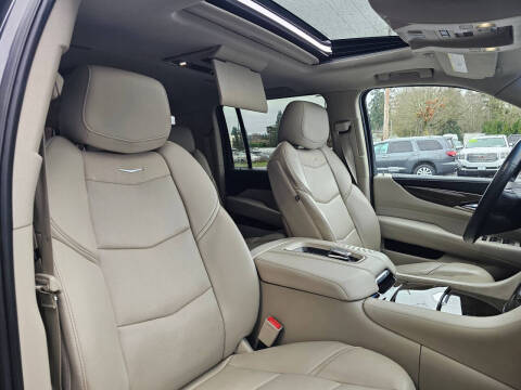 2018 Cadillac Escalade ESV Premium Luxury