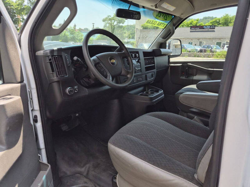 2020 Chevrolet Express 2500