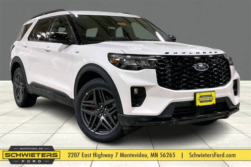 2026 Ford Explorer ST-LINE's photo