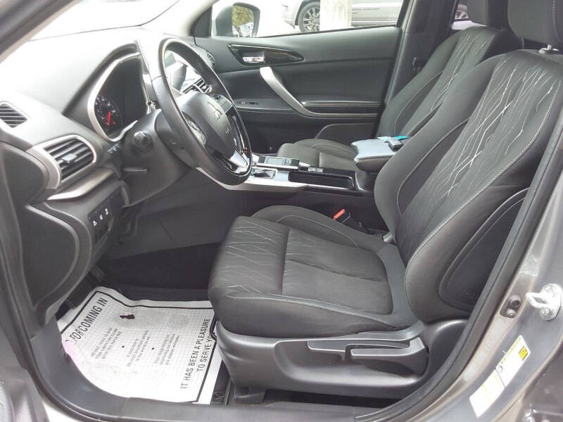 2020 Mitsubishi Eclipse Cross SE