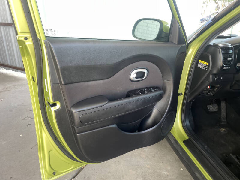 2018 Kia Soul +
