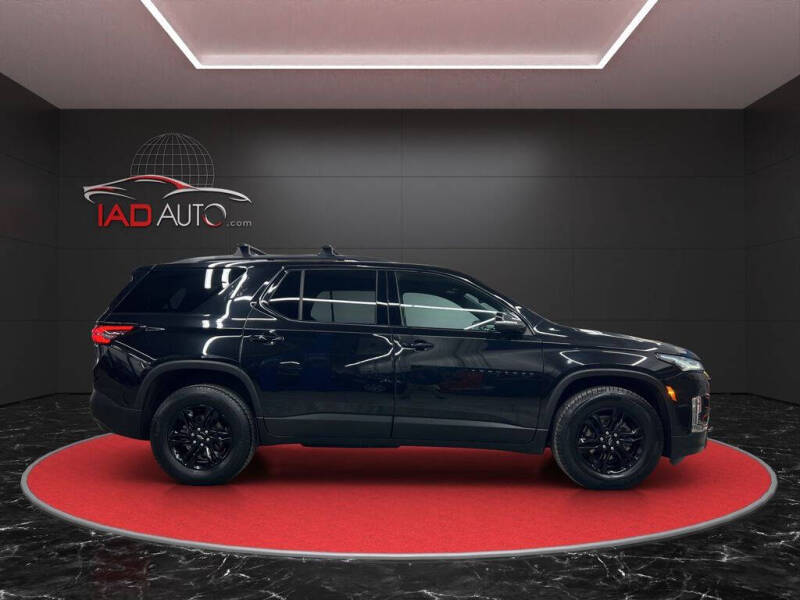 2022 Chevrolet Traverse LT Leather
