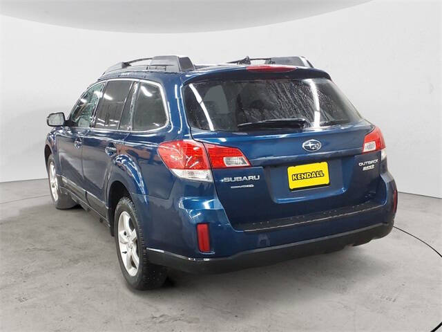 2011 Subaru Outback 2.5i Limited