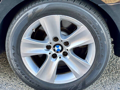 2012 BMW 5 Series 528i
