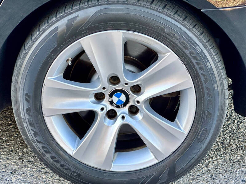 2012 BMW 5 Series 528i