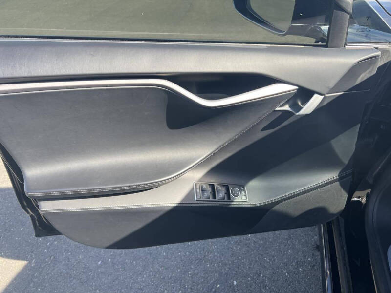 2018 Tesla Model S 75D