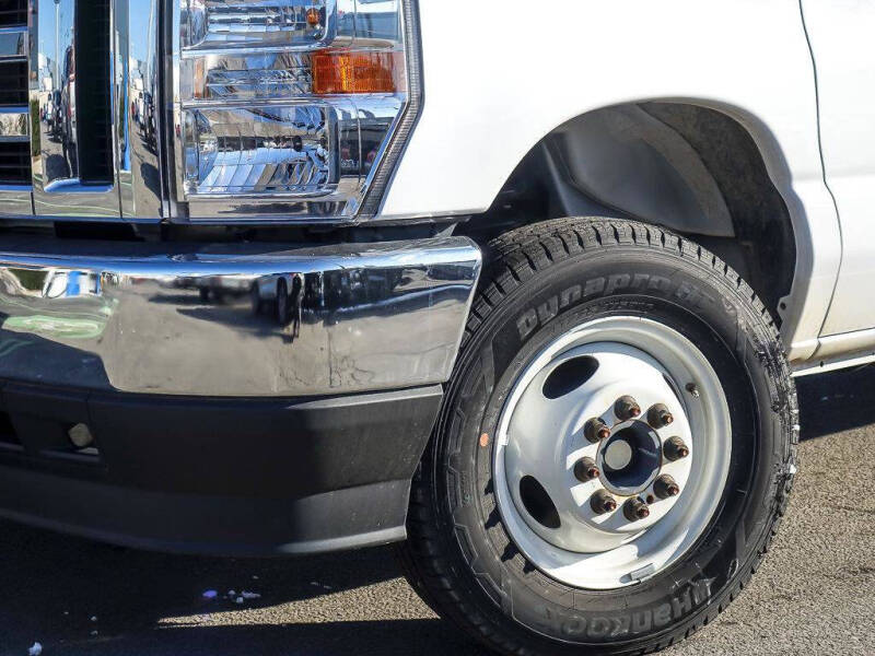 2024 Ford E-Series