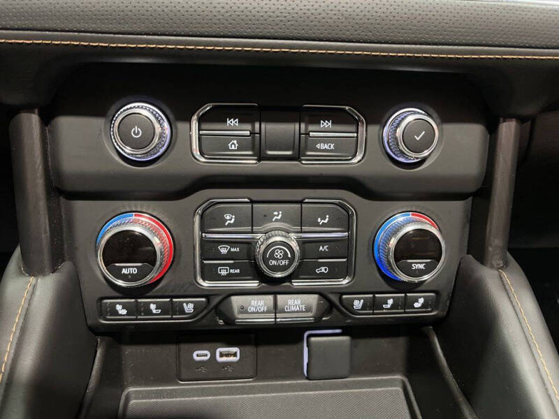 2023 GMC Yukon AT4