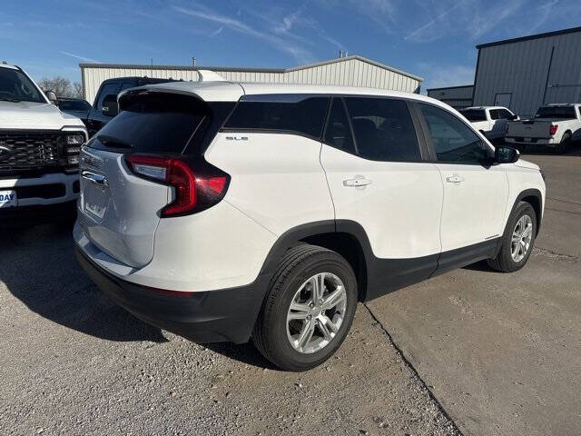 2024 GMC Terrain SLE