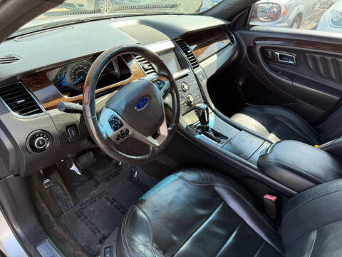 2016 Ford Taurus Limited