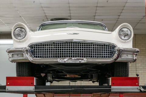 1957 Ford Thunderbird